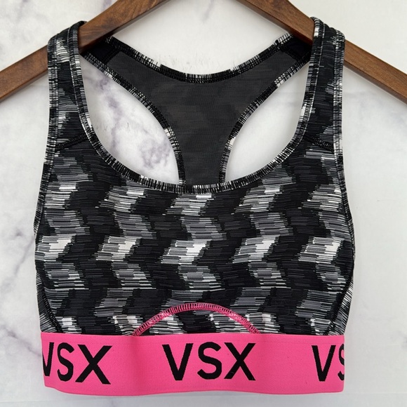 VICTORIA’S SECRET VSX Player Shorts & Sports Bra Set Black White Pink - Picture 4 of 14